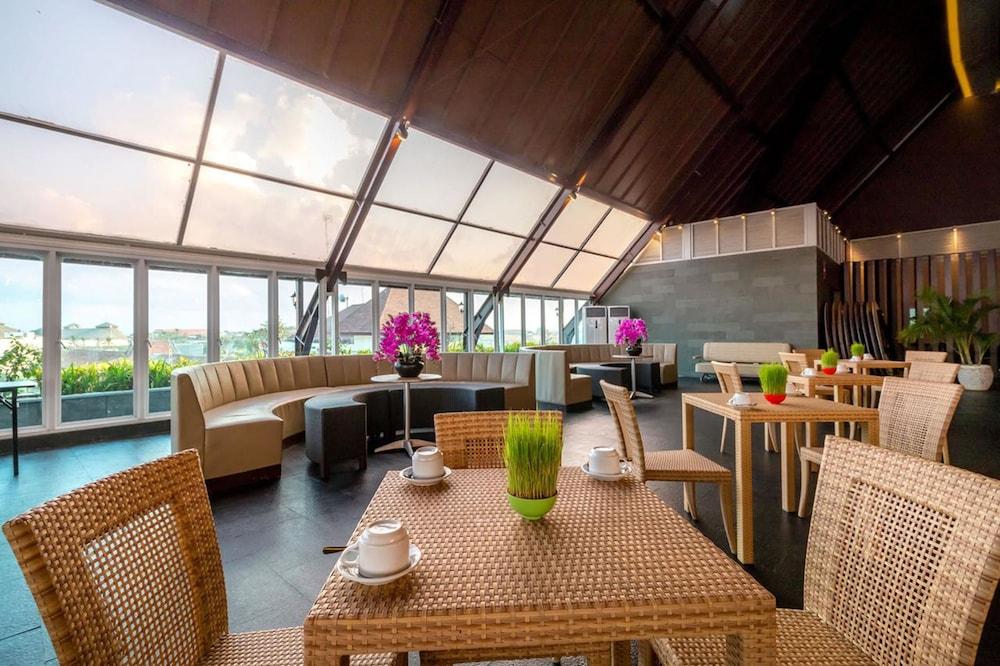 Kutabex Beachfront Hotel Кута Экстерьер фото
