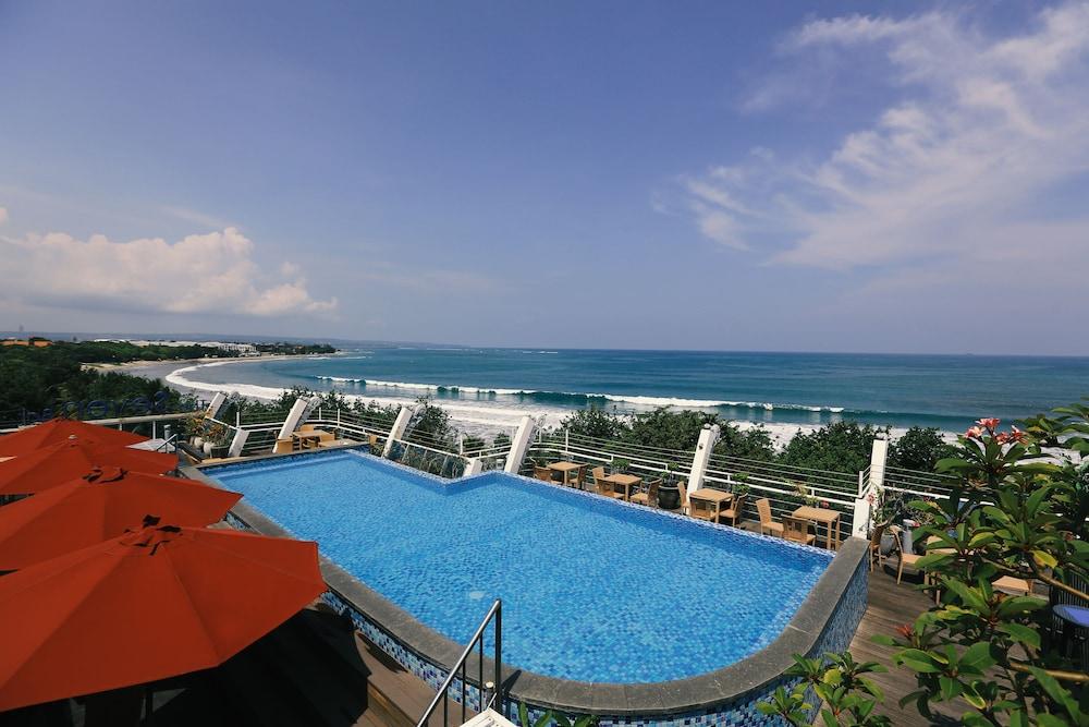Kutabex Beachfront Hotel Кута Экстерьер фото