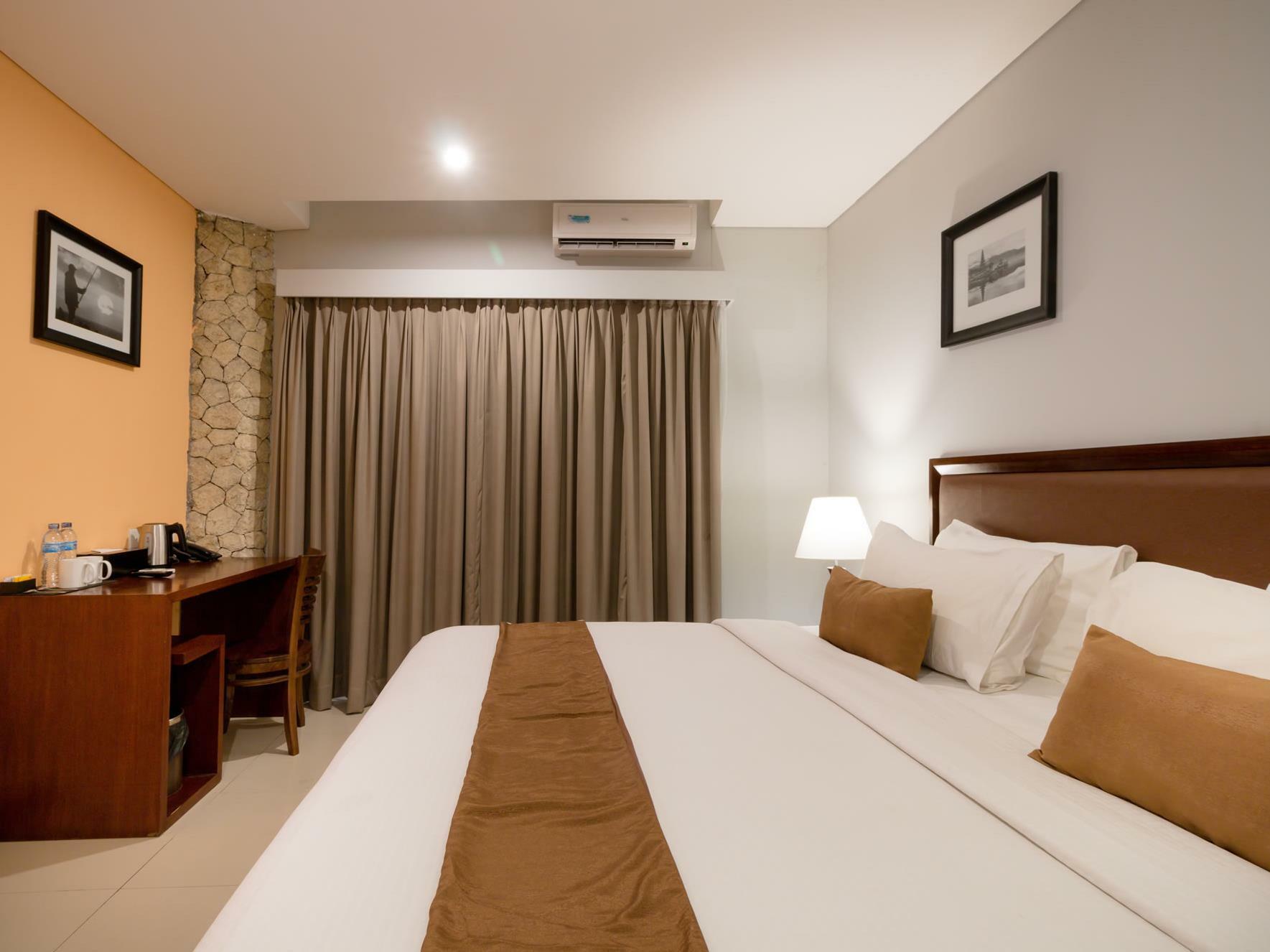 Kutabex Beachfront Hotel Кута Экстерьер фото